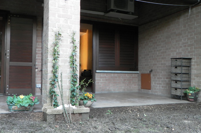 patio lato soggiorno